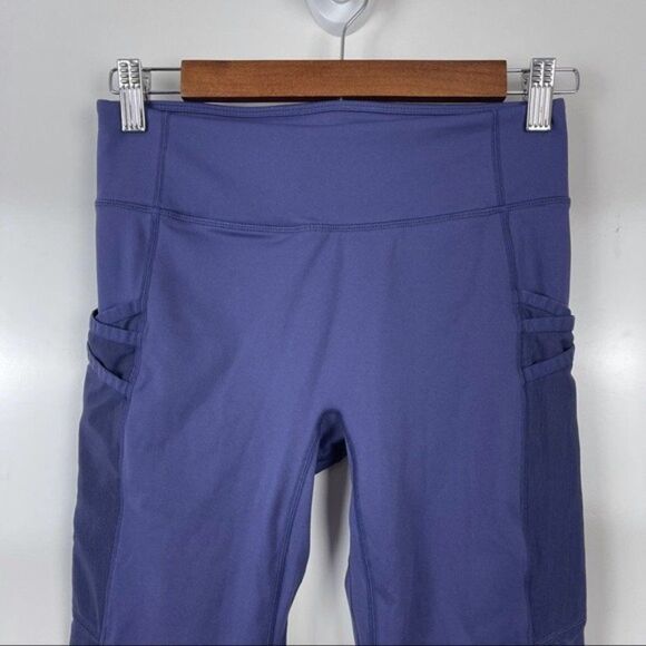 Fabletics Mesh Panel Seamless Pocket Cropped Work Out Leggings Blue - Picture 4 of 7